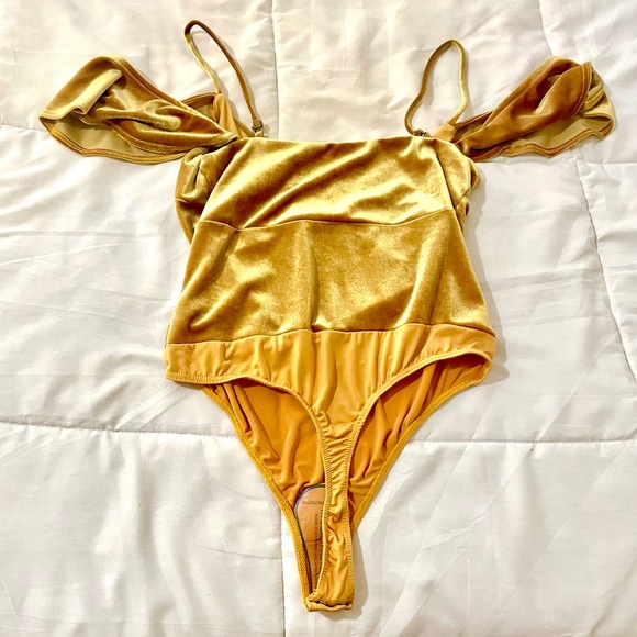 Lulus I'm Flattered Mustard/Light Brown Velvet Bodysuit! - Picture 11 of 14